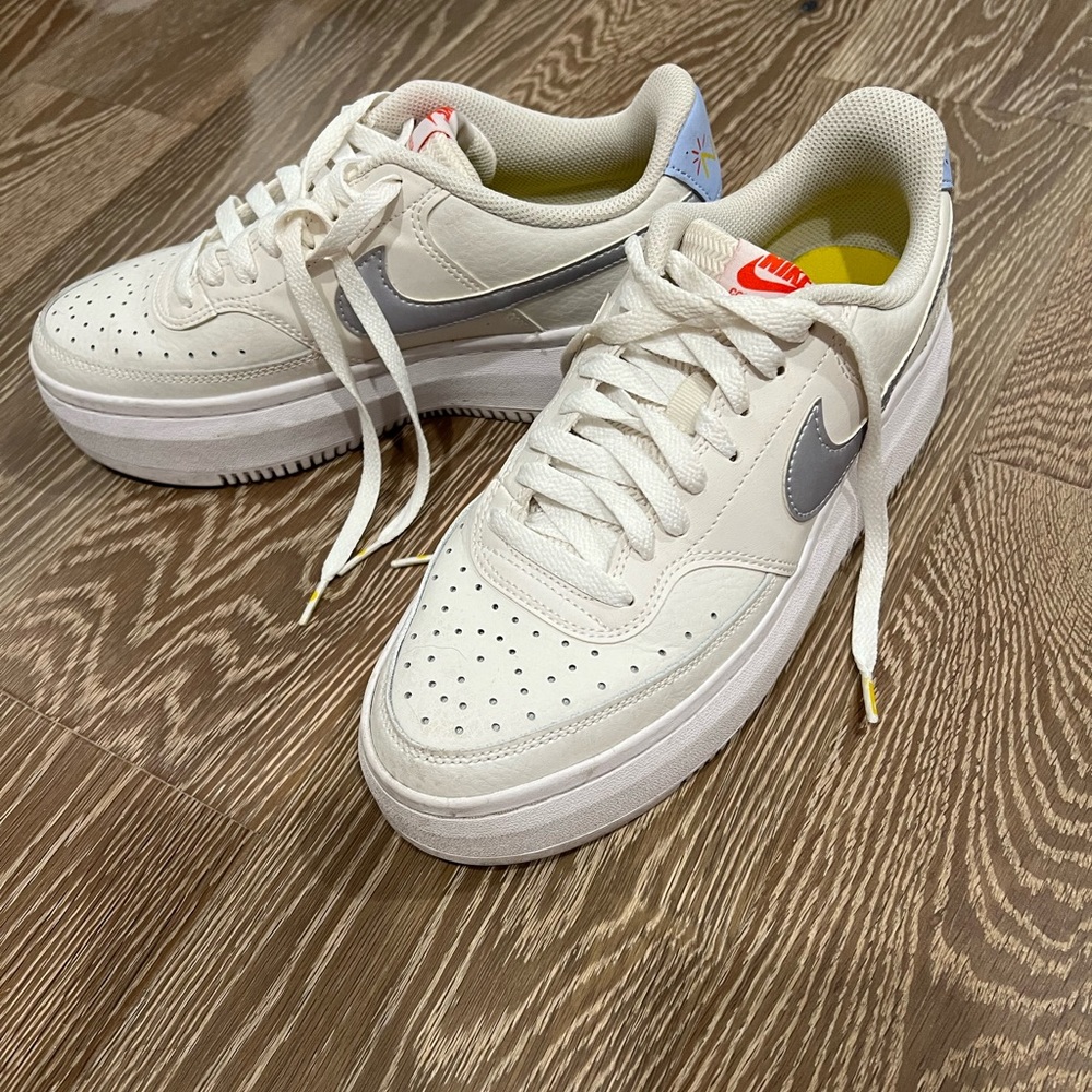 Nike Court Vision Alta